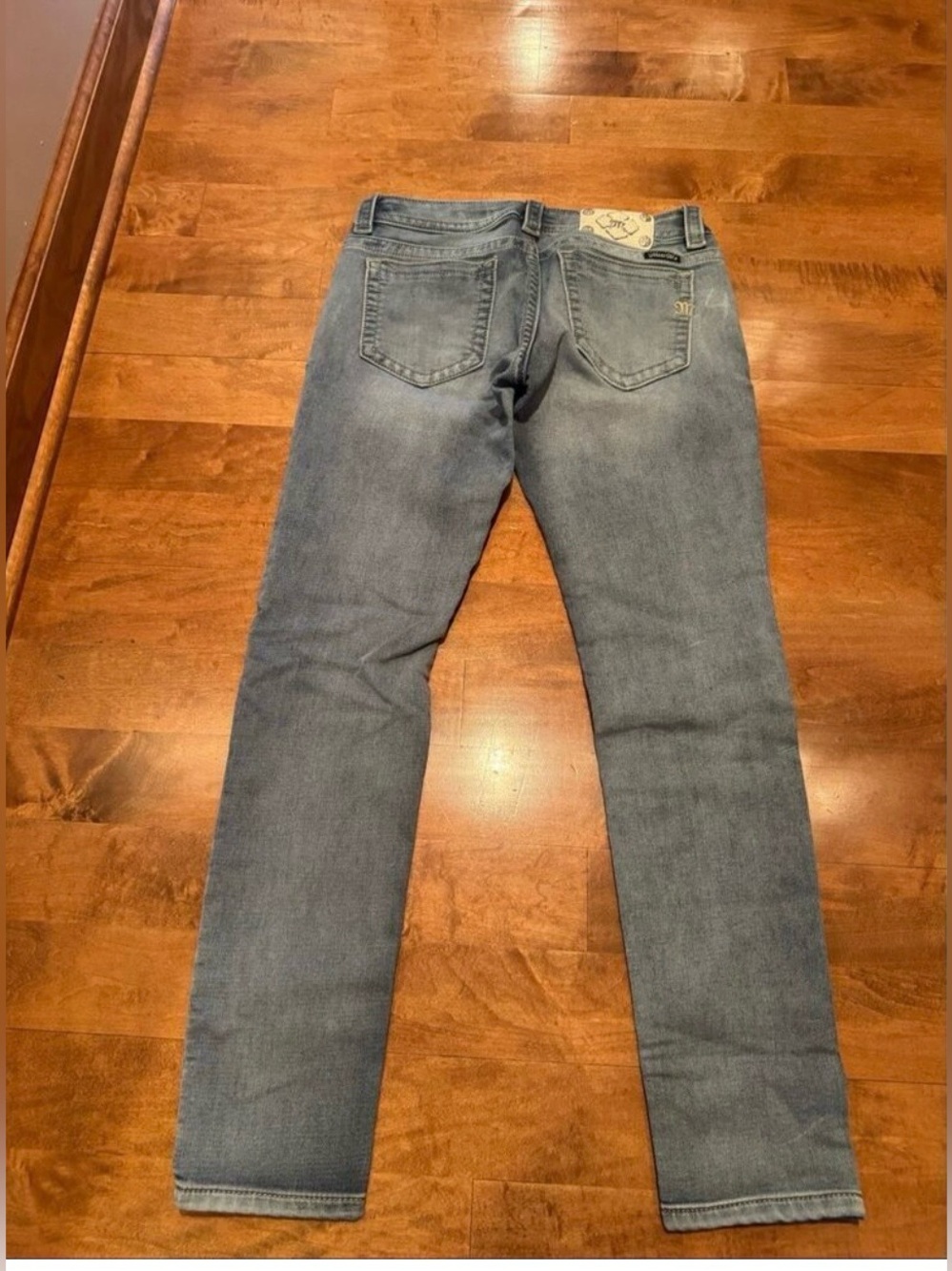 Miss Me Women's Skinny Jeans in Light Blue Wash